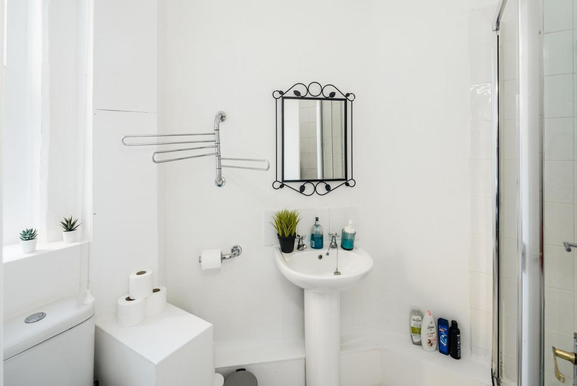 Cosy 1 Bedroom Home In Fitzrovia Лондон Екстер'єр фото